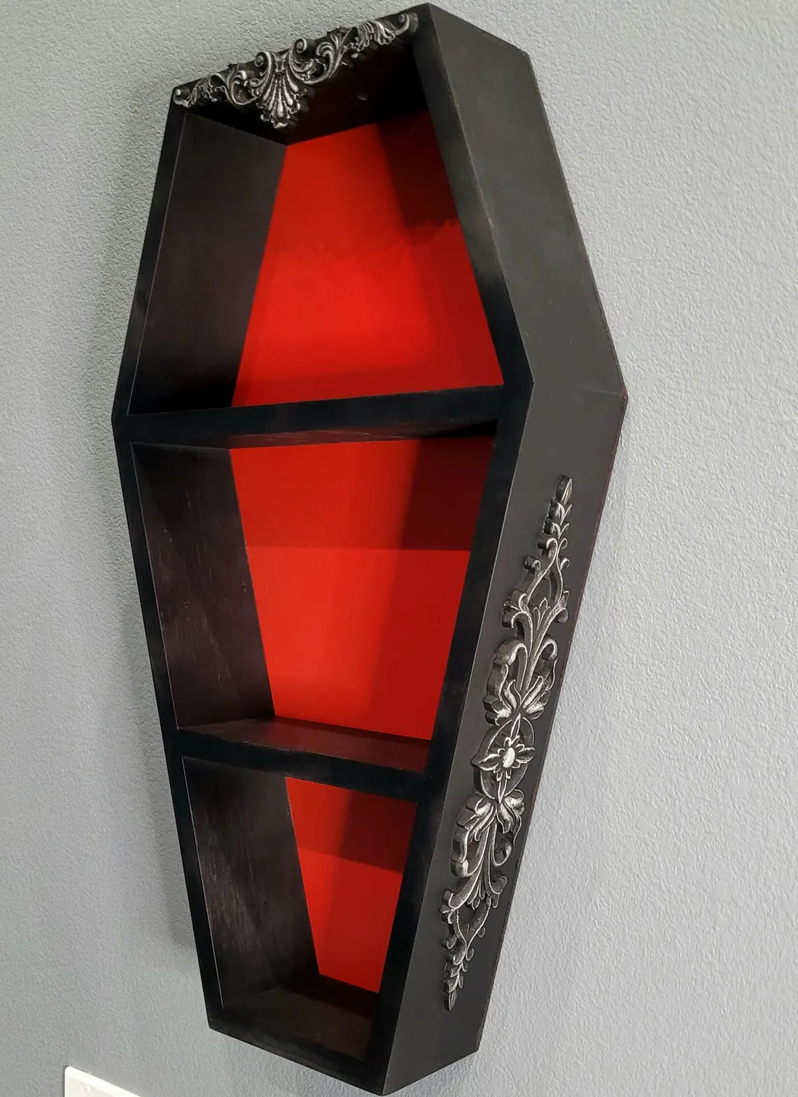 2 Foot Deluxe Coffin Shelf(Red or Silver)