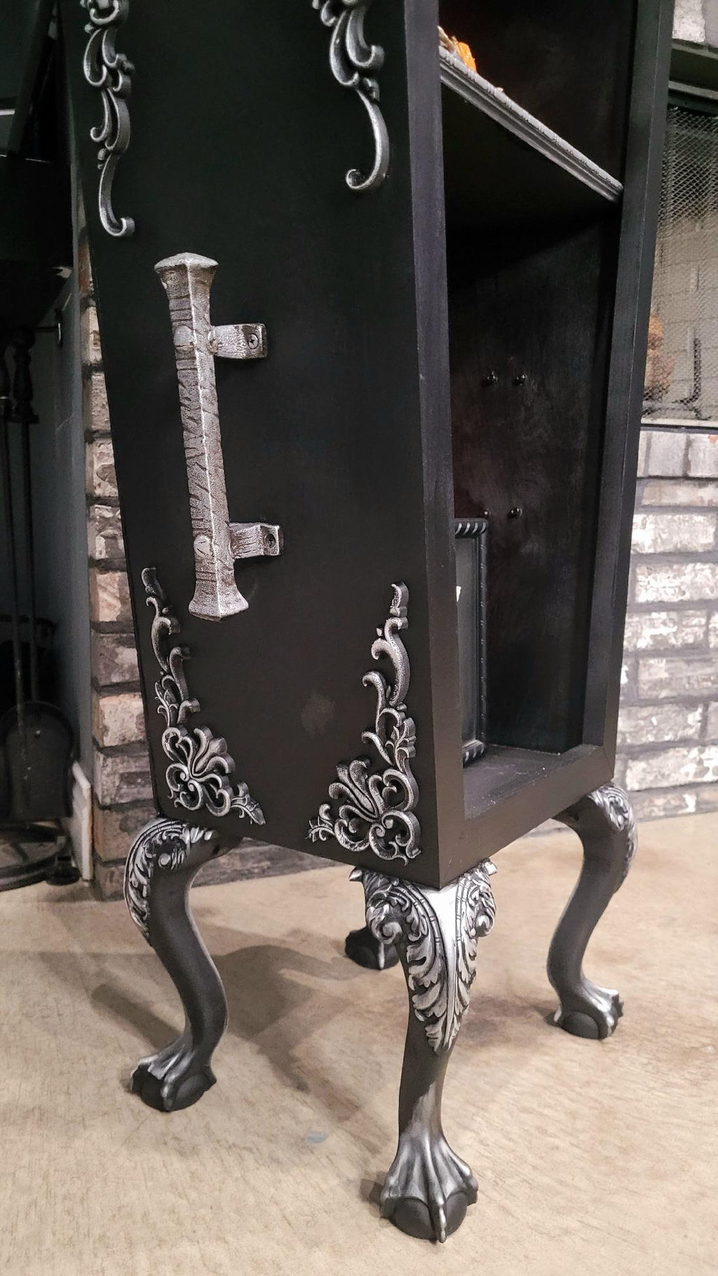 Deluxe Victorian Coffin Shelf